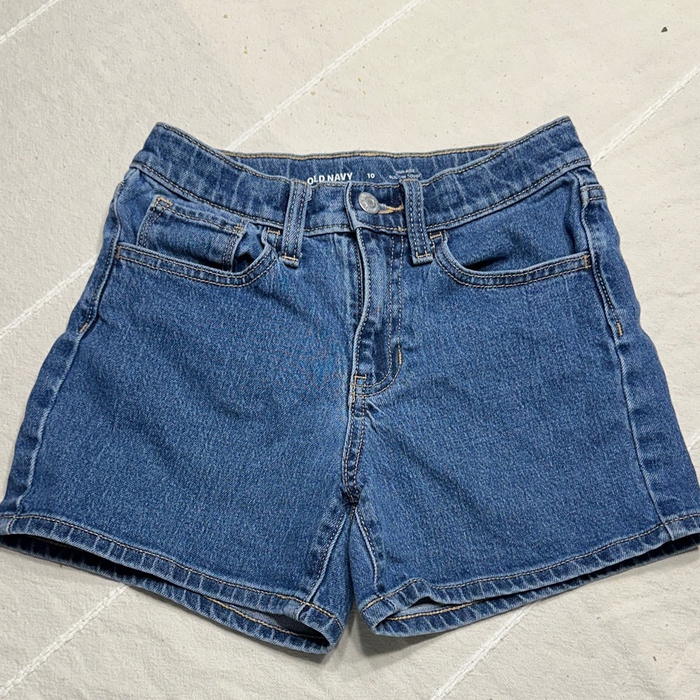 Old navy pack of two girl’s shorts size 10